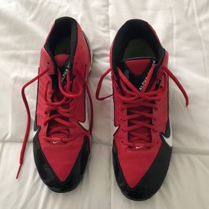 Nike Alpha Shark men’s cleats
